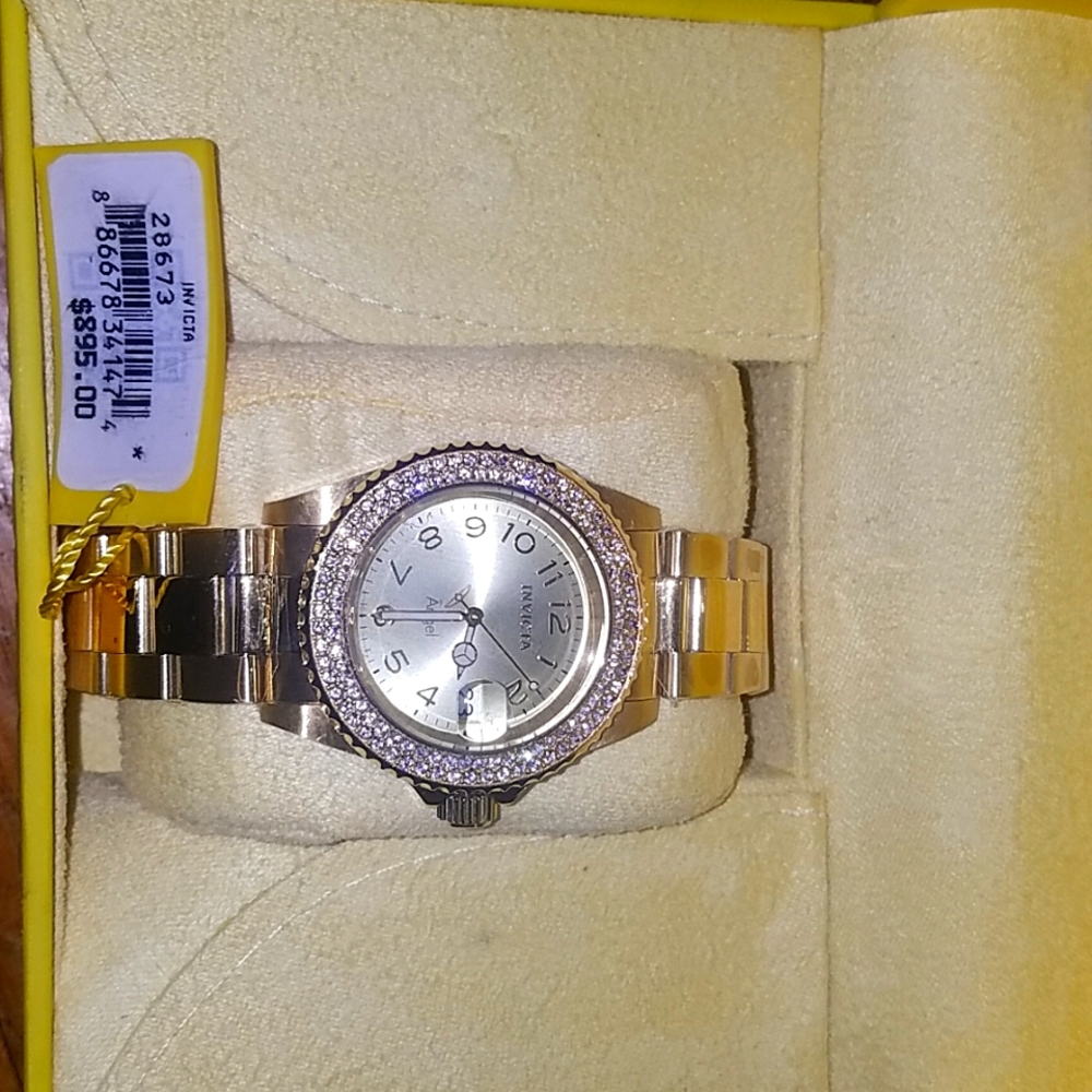 Gold watch - Picture 2 of 4